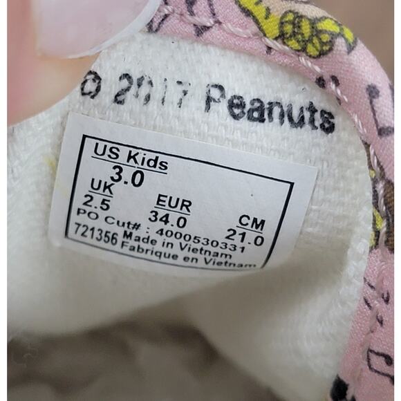 Vans x Peanuts 2017 Dance Party Authentic Skateboard Shoes US Kid's Size 3 Pink - Picture 12 of 13
